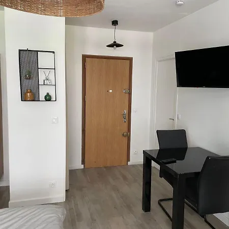 Hypercentre 27m2 Avec Balcon Et Parking Apartament *