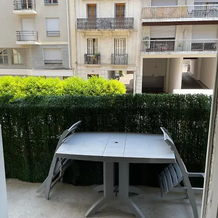Apartment Hypercentre 27m2 Avec Balcon Et Parking