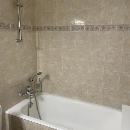 Hypercentre 27m2 Avec Balcon Et Parking Aix-les-Bains